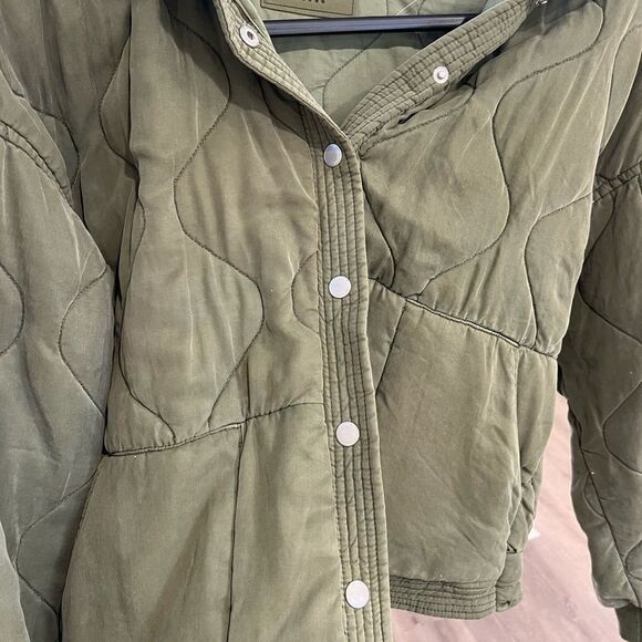 BLANKNYC Green Quilted Hooded Women's Jacket - Picture 6 of 8